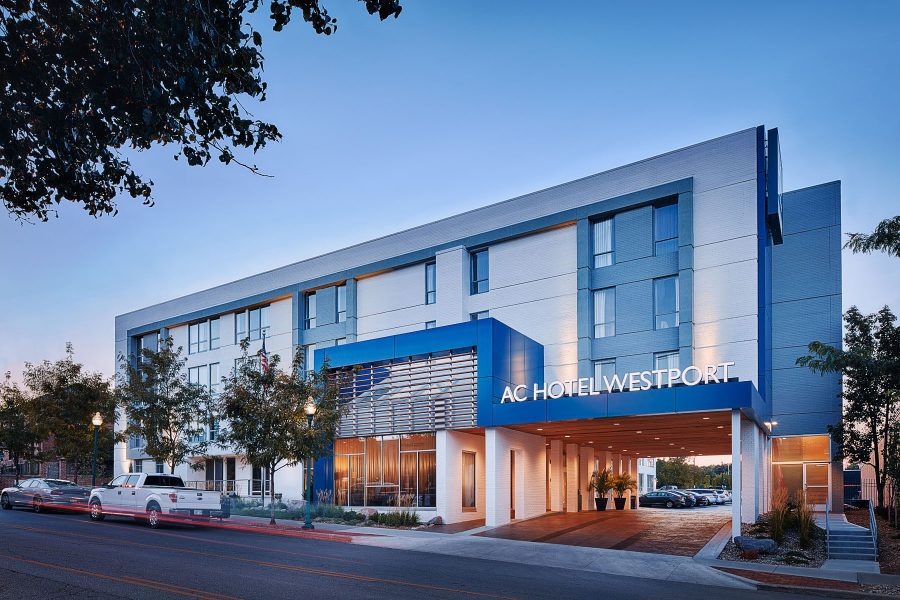 DLR_ACHotel_Ext_0066-RT_RNH