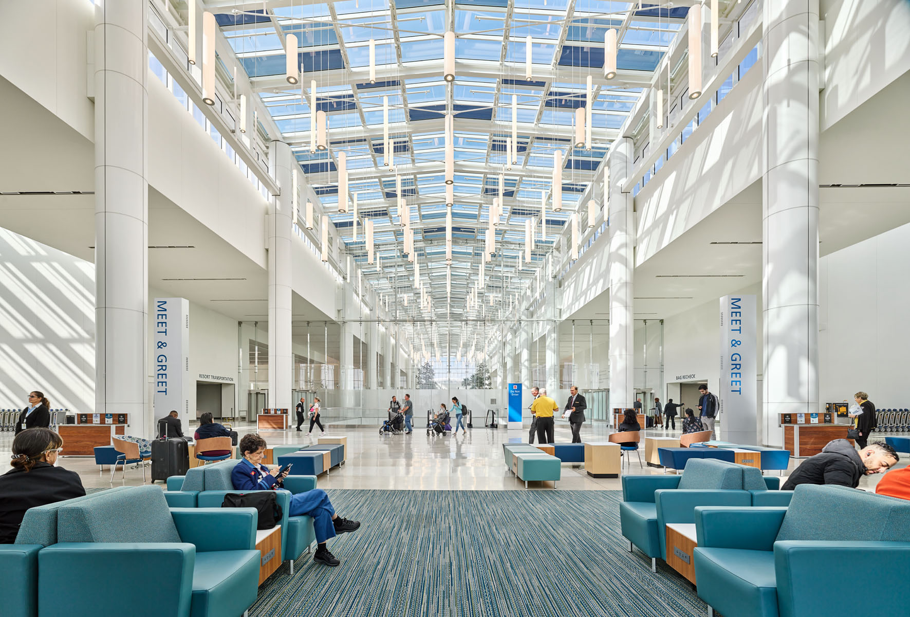 HNTB_Orlando-MCO-TerminalC_00294_LR